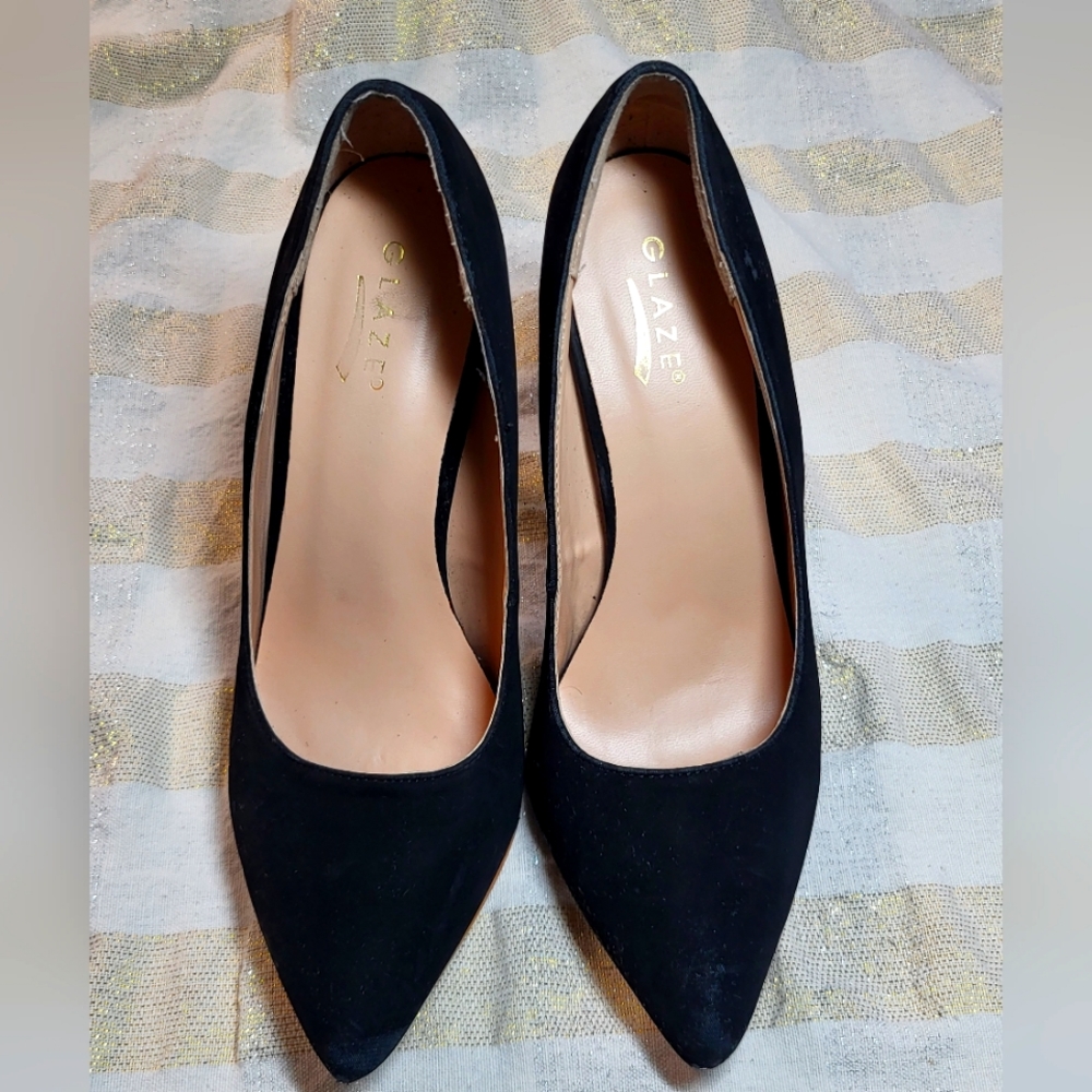 Women's shoes